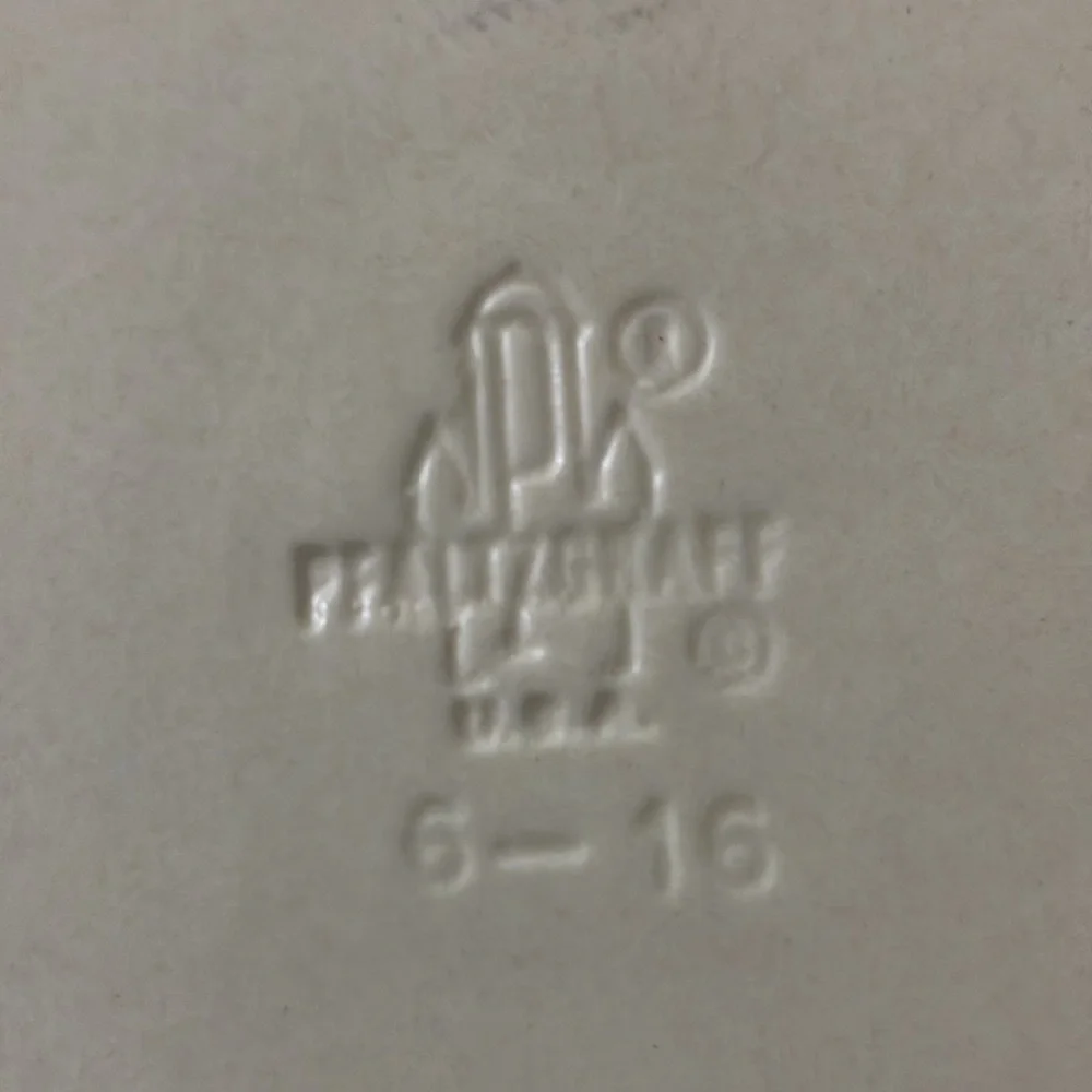 Vintage Pfaltzgraff Village Pattern 14